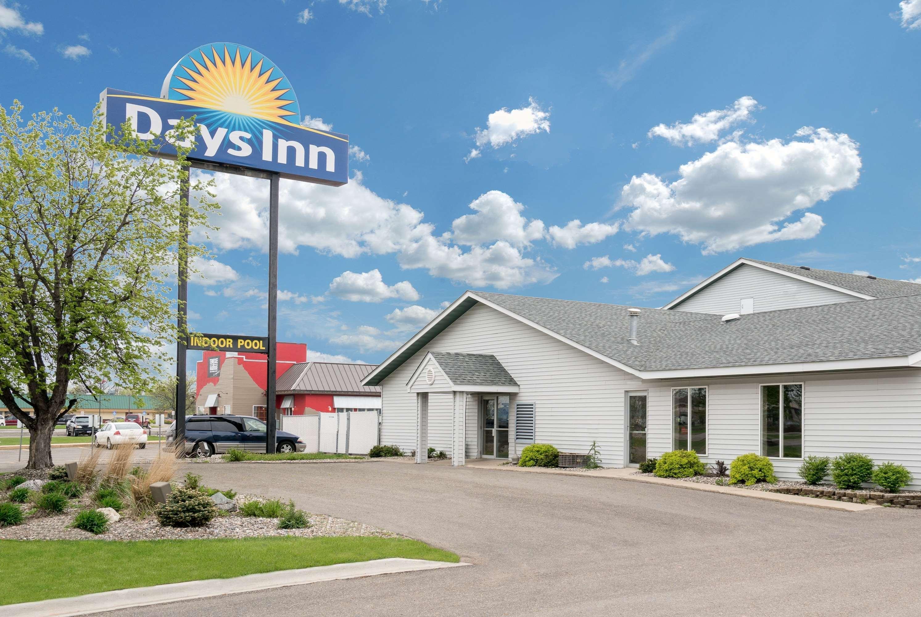 Days Inn By Wyndham Alexandria Mn المظهر الخارجي الصورة