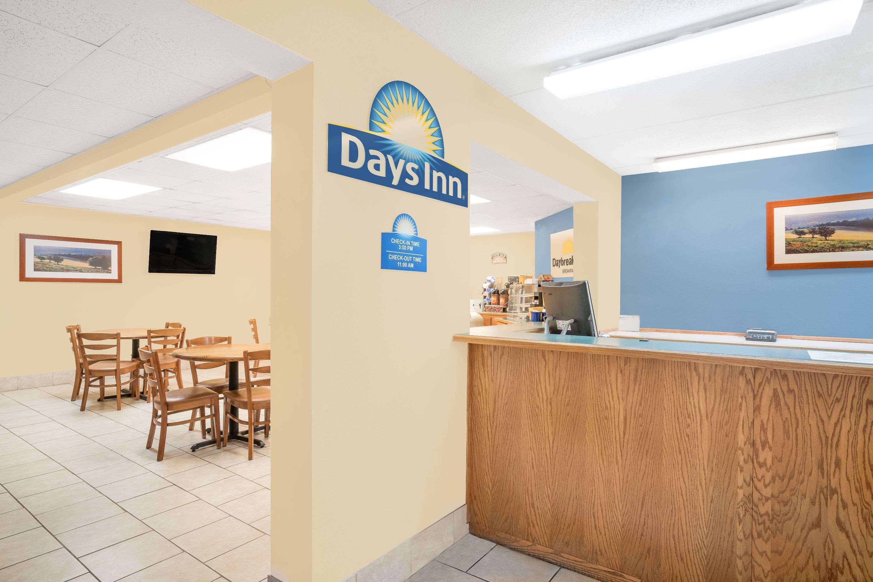 Days Inn By Wyndham Alexandria Mn المظهر الخارجي الصورة