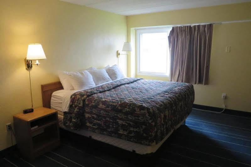 Days Inn By Wyndham Alexandria Mn المظهر الخارجي الصورة